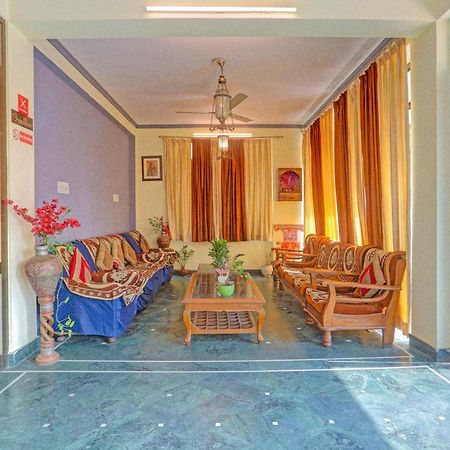 Super Collection O Bani Park Near Collectorate Circle Formerly Anuja Palace Jaipur Bagian luar foto