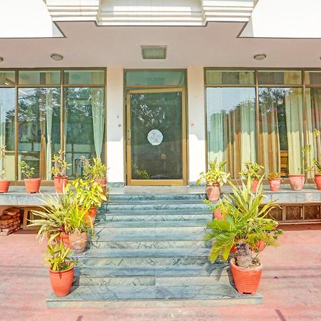 Super Collection O Bani Park Near Collectorate Circle Formerly Anuja Palace Jaipur Bagian luar foto